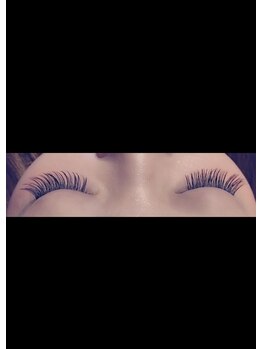 フリルアイビューティ 豊中店(Frill Eye Beauty)/