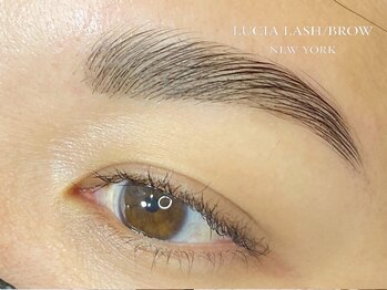 ルシアラッシュブロウ 心斎橋(LUCIALASHBROW)/ハリウッドブロウリフト/心斎橋