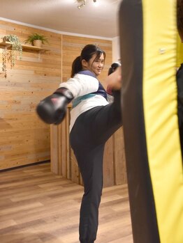 ガールズ ボクシング(Girls Boxing)の写真/【初心者の方や運動が苦手な方でも大歓迎！】自分のペースで楽しく健康に運動を続けられます♪