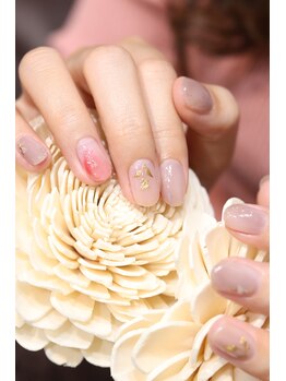 キダチ(Kidati)/メタリックフラワーネイル