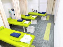 アイキュア鍼灸接骨院 東梅田(iCure鍼灸接骨院)/ 店内