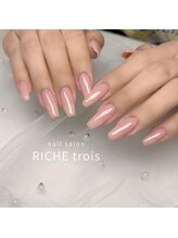 リッシュ トロワ(RICHE trois)/ちゅるんピンクワンカラー