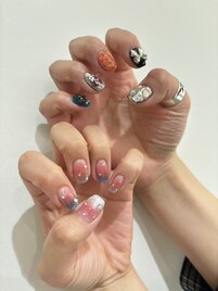 個性派チグハグネイル