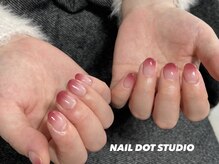 ネイルドットスタジオ 堺筋本町(NAIL DOT STUDIO)/グラデーション