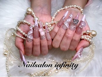 インフィニティ(Infinity)の写真/自分だけの拘りが満載の指先に♪カラーmixも対応可◎絶妙な色味とデザイン力で納得の仕上がりで気分最高潮!