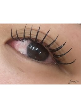 ボリュームのある目元にしたい