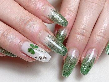寺子屋ビューティーズ(寺子屋Beauty's)/5月にぴったり クローバーネイル