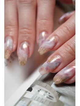 ハグ 浦和(hug)の写真/【全員｜定額デザイン90min¥8800】質感・透明感を活かし、ひと癖加えた唯一無二の大人ニュアンスデザイン*