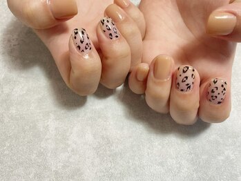 リアネイル(liaNail)/クリアレオパードネイル