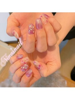 ニナズネイル(Nina's Nail)/さくらんぼネイル
