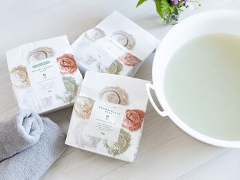 サヲリビューティードレッシング(SAORI BEAUTY DRESSING。)/クレイフットバスです♪