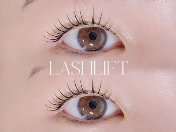 エラアイラッシュ(Ella eyelash)の写真/【長野市|駐車場◎】まつげとまゆげのお店。目元から毎日がちょっぴりhappy♪持ち×束感人気!まつげパーマ