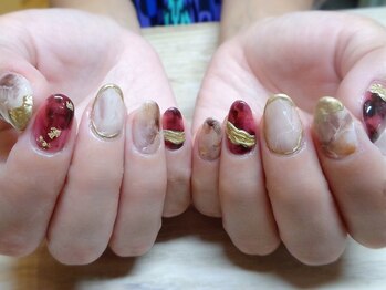 アミュリー ネイル アトリエ(Amury nail atelier)/大理石 シアー メタリック 大人