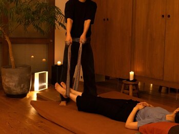 サワン 大阪(SAWAN)の写真/[タイ古式マッサージ★夜23時まで施術受付]本場仕込みのゆったり深い圧でストレッチ[関目/城東区/京橋]