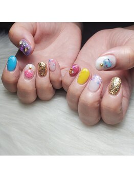 ナーゲルシャイニー(Nagelshiny)/夏ヨーヨーネイル