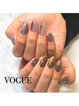 ヴォーグ(VOGUE)/ニュアンスネイル