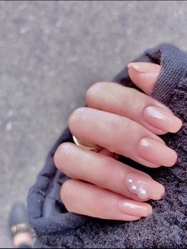 フロムネイル(from nail)の写真/ワンランク上のシンプルを…☆爪の形や色、指の形にこだわった技術で、大人女性の指先を彩ります♪