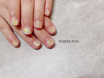 ホワイトネイル(WHITE NAIL)/うるうるネイル/ちゅるんネイル