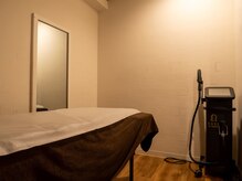 ベイス(BASE)の雰囲気（ワンゲスト制で落ち着いた雰囲気の店内。脱毛初めての方も安心〇）