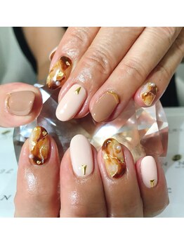 オンネイル(on nail)/