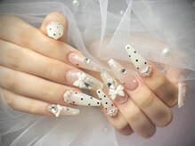 リサ(Risa)/黒水玉長さ出しデザイン