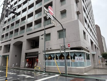 aile〈エール〉新宿御苑前 ドライヘッドスパ【4/6 NEW OPEN(予定)】 /マンション外観