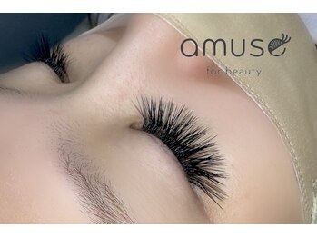 アミューズ フォー ビューティー(amuse for beauty)の写真/しっかり盛れる、華やかアイに。