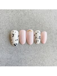 ダルメシアンネイル