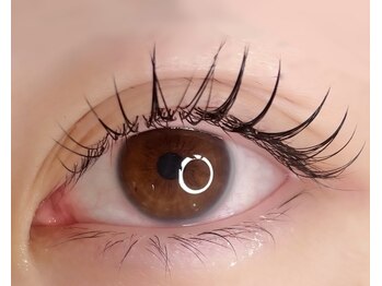 パーミル アイ アンド ネイル クマモト(permille ‰ eye&nail Kumamoto)/束感まつ毛♪
