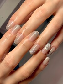 シンプルグレージュ