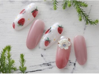 ネイルサロン リン(Lin)/春　イチゴ