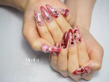 ミーディア(Medea)/