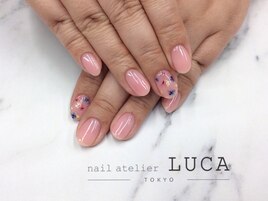 W-40　カラフル押し花ネイル