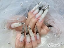 美しいフォルムで長持ちする，簡単施術のチップ長さ出し