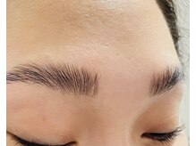 ムーン(Moon)/アイブロウリフト