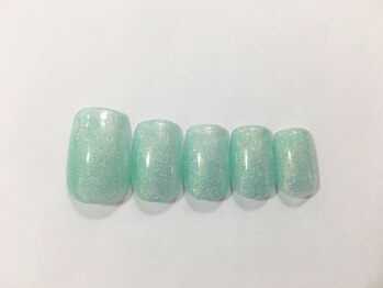 ワンカラージェルネイルショップ イオン新潟東店/ワンカラー　ラメグリーン