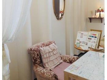 シャトレーヌ 高山店/【半個室】ジェルネイルスペース