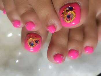 アグン(agung)/フットネイル 宝石箱風