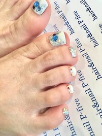 ストーンで華やか☆フットジェル