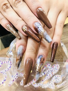 エスフィーネイルサロン ブリーユ(Esfy nailsalon Brille)/ニュアンスネイル
