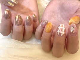 orange  nail