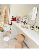 メリー 大和西大寺店(merry)/個室でゆったりハーブピーリング