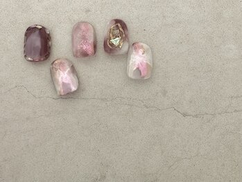 アンドヴァ ピヴォクロス店(Andova)/【H13】華やか