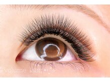 アイリュクス ブルーム(eyeluxe bloom)/