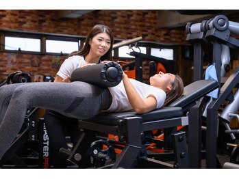 エレボスフィットネス(EREBOS FITNESS)/お尻たるみ引き締めトレーニング