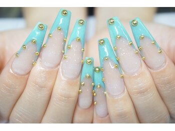 サロン デ ミランダ(Salon de Miranda)/