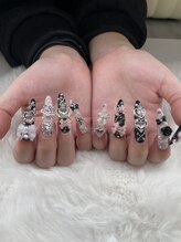 リサ(Risa)/長さ出しつけ放題デザイン