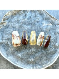 夏リゾートのヤシの木ネイル