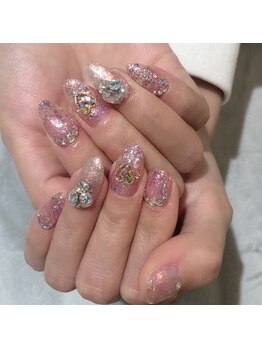 ラメのワンカラーにストーン盛り Pg レイネイル 金山店 Ray Nail のフォトギャラリー ホットペッパービューティー