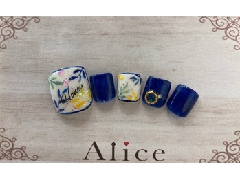 ネイルアンドアイラッシュ アリス(Alice)/フットデザイン　￥8000（税込）